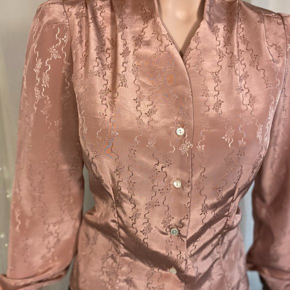 Silky vintage retro button down - Picture 3 of 8